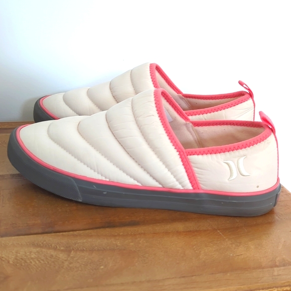 🌿HURLEY SLIP ON SHOES🌿 - Picture 2 of 7